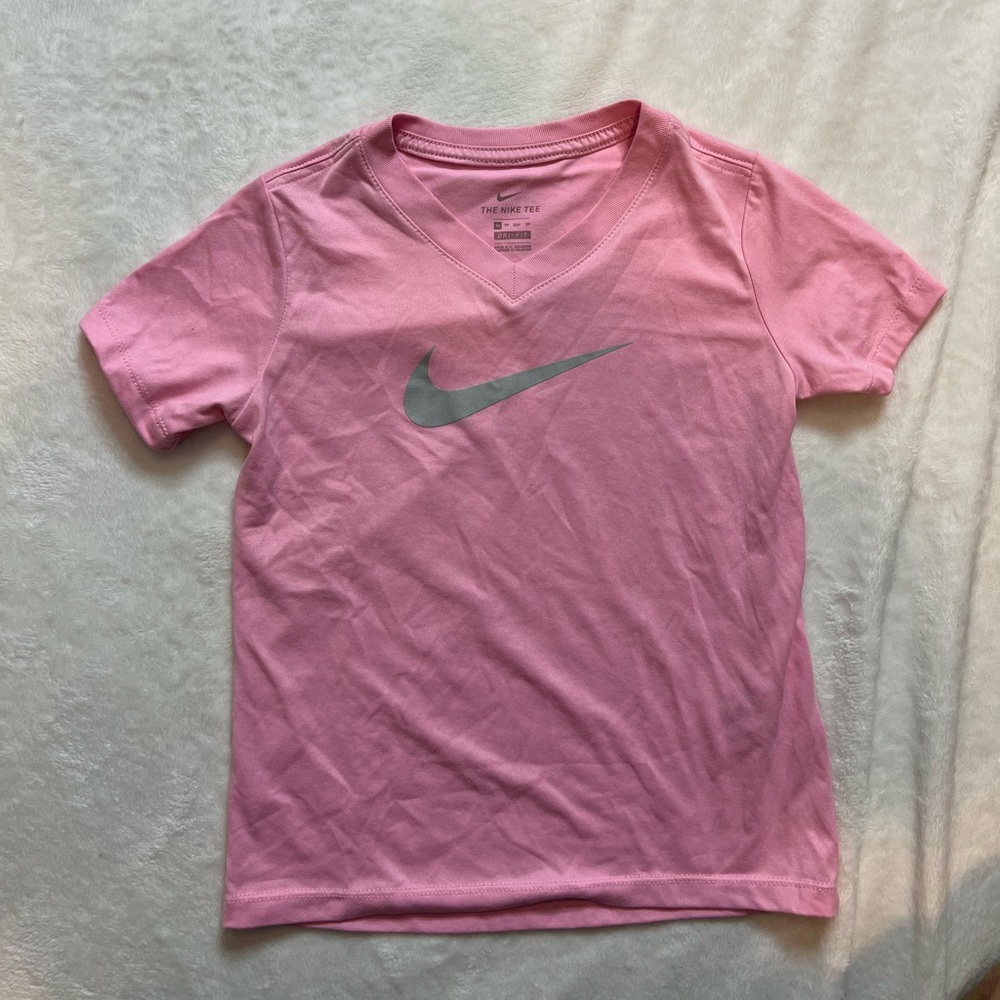 Nike Girls Dri-Fit v neck shirt